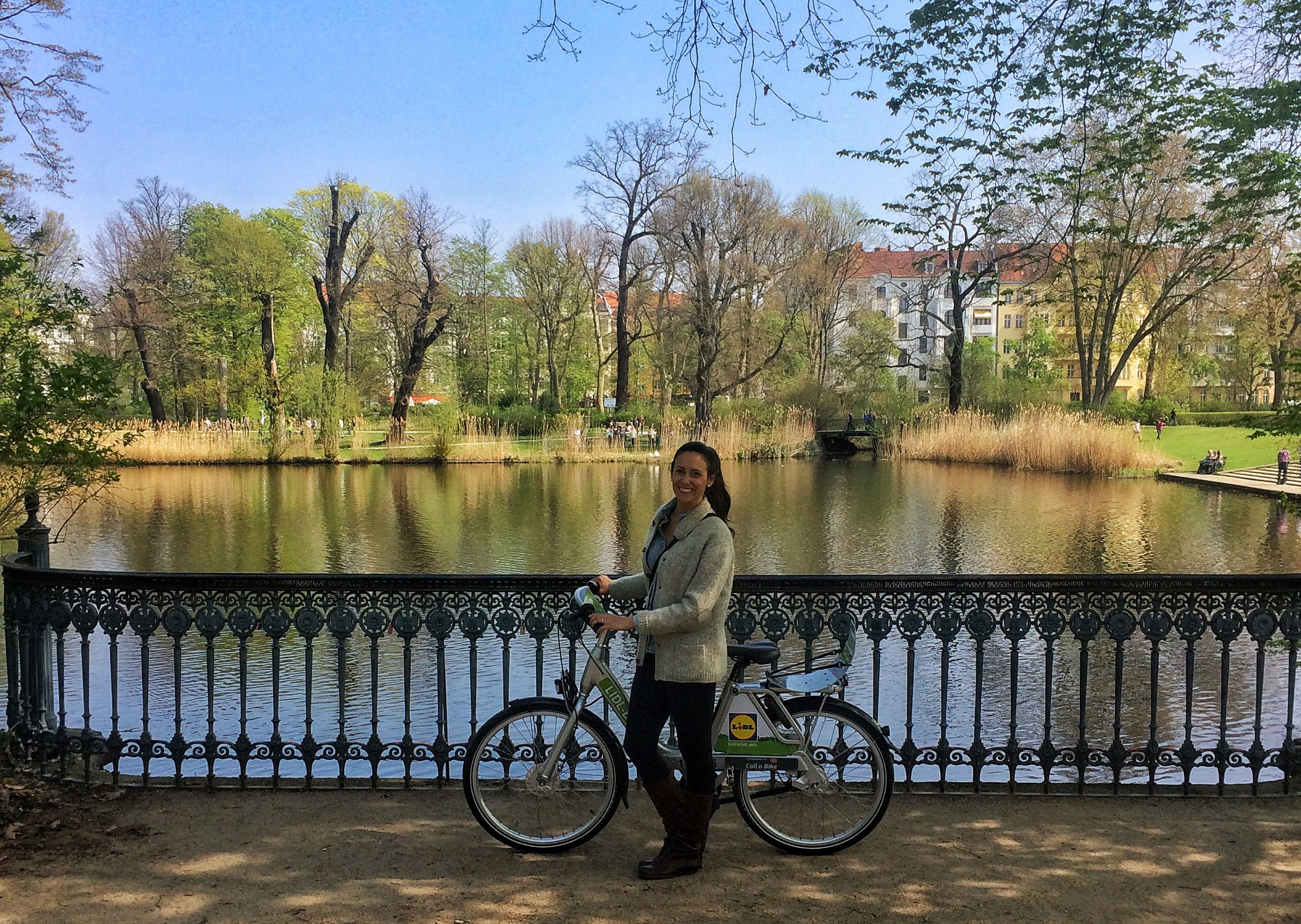 The Perfect Berlin Bike Route Along The Spree River